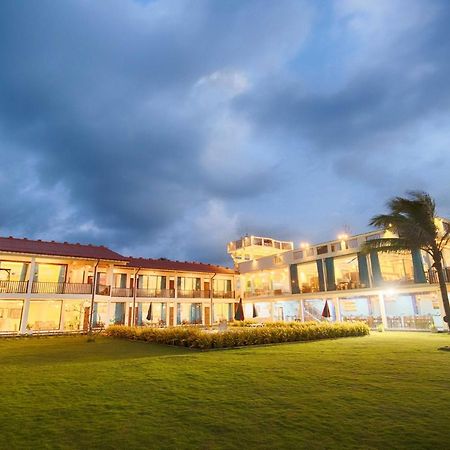 Calypso Sunset Iranawila Exterior foto